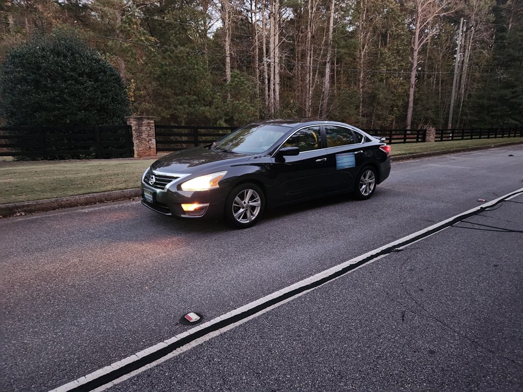 2013 Nissan Altima Sedan SV's photo